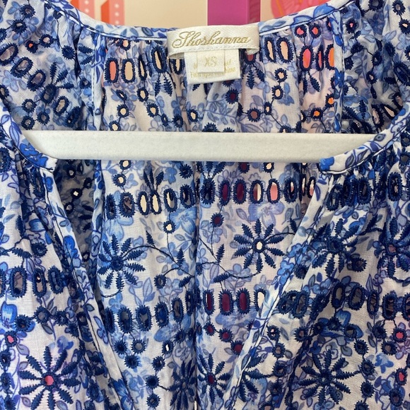 SHOSHANNA Printed Flutter Sleeve Top - Picture 7 of 8